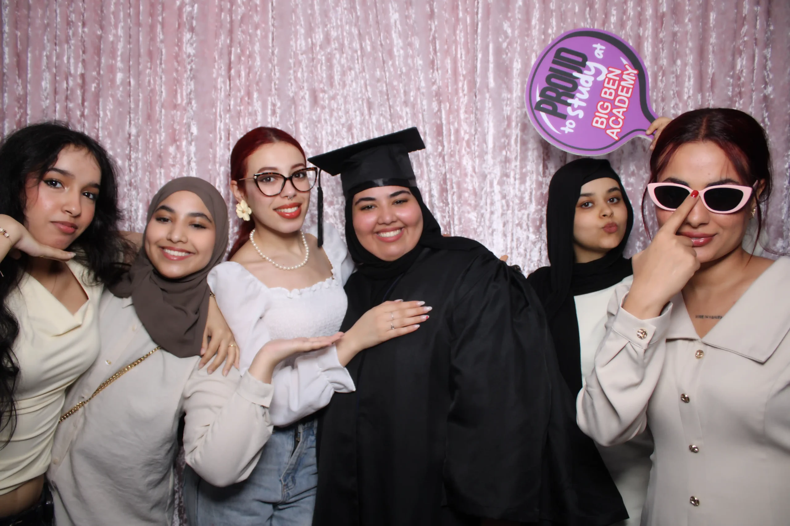 الفرق بين General English وIELTS Prep في ماليزيا 2026 — أيهما يناسبك؟